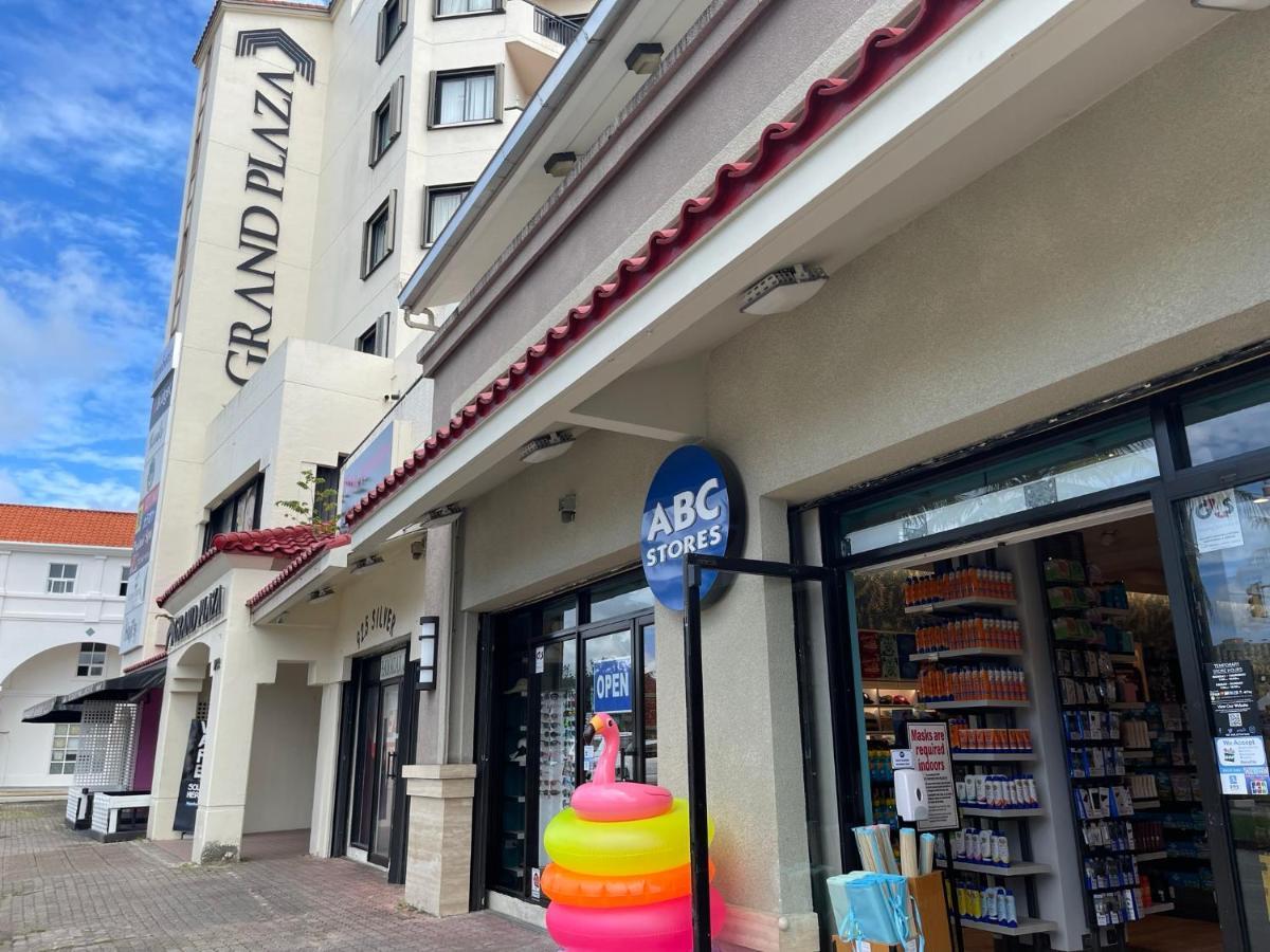 Grand Plaza Hotel Tumon Exterior photo